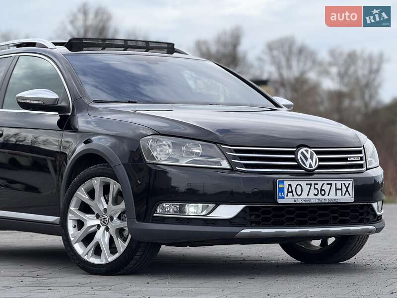 Универсал Volkswagen Passat 2012 в Хусте
