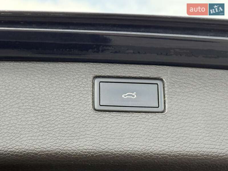 Универсал Volkswagen Passat 2012 в Хусте
