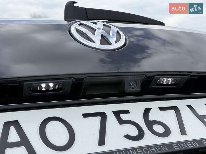 Универсал Volkswagen Passat 2012 в Хусте
