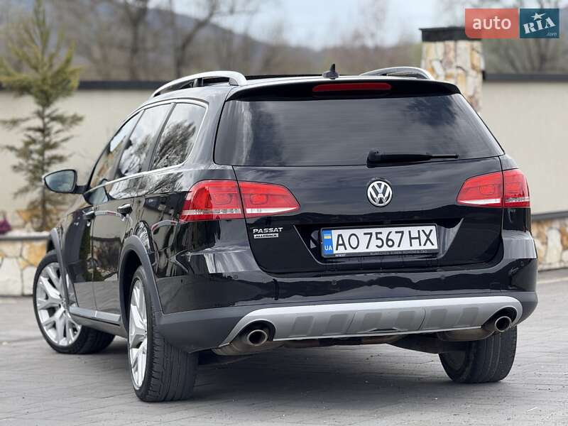 Универсал Volkswagen Passat 2012 в Хусте