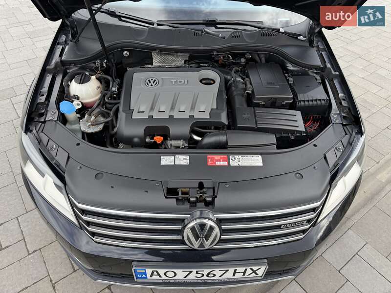 Универсал Volkswagen Passat 2012 в Хусте