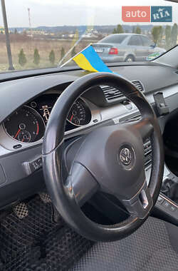 Универсал Volkswagen Passat 2011 в 