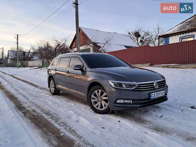 Универсал Volkswagen Passat 2016 в Умани