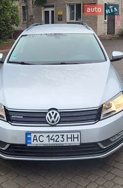 Универсал Volkswagen Passat 2012 в 