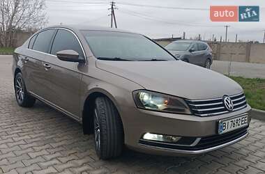 Седан Volkswagen Passat 2011 в 