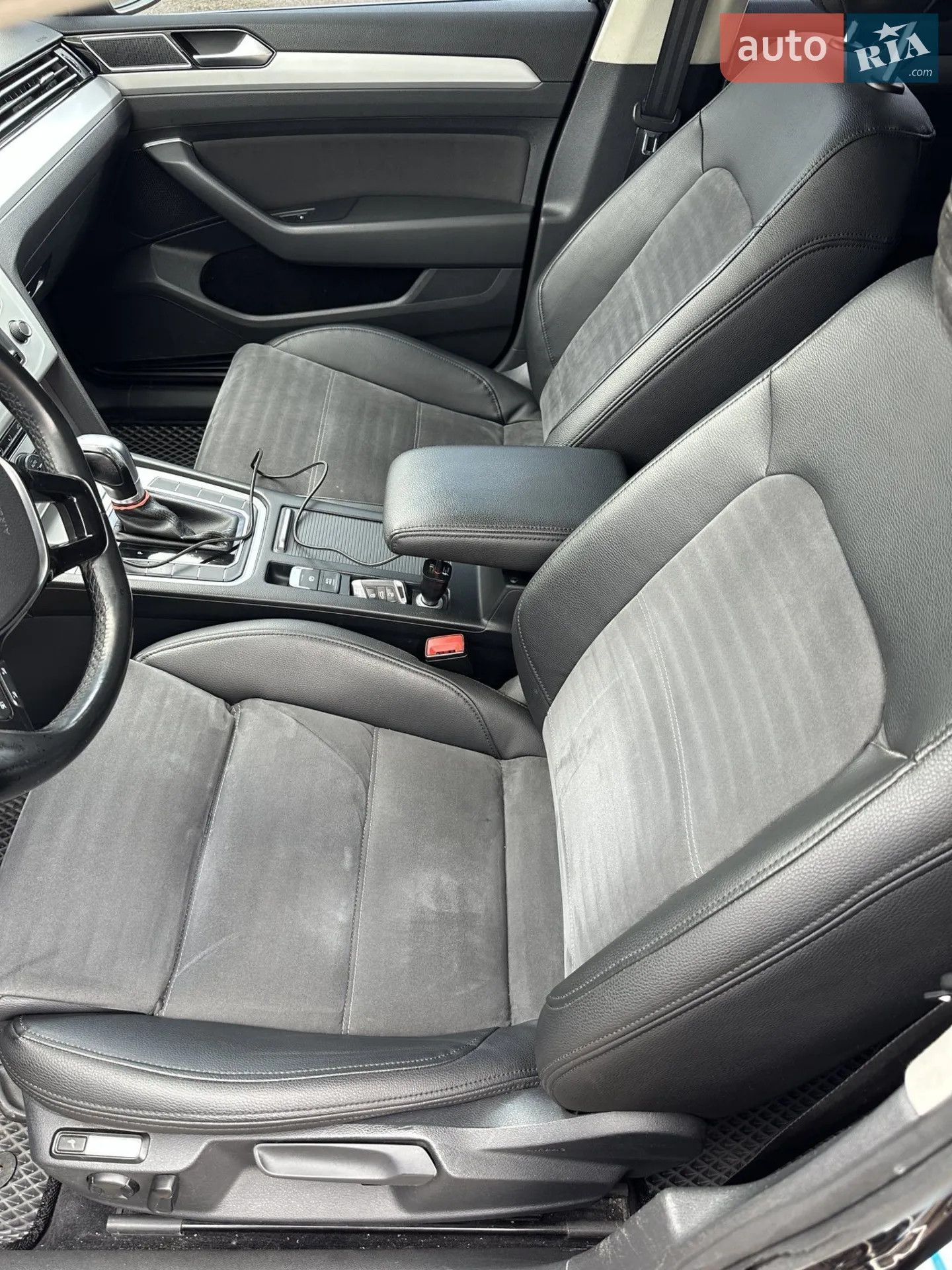 2016 Volkswagen Passat - мініатюра 23