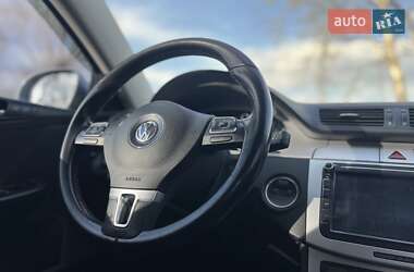 Универсал Volkswagen Passat 2009 в 
