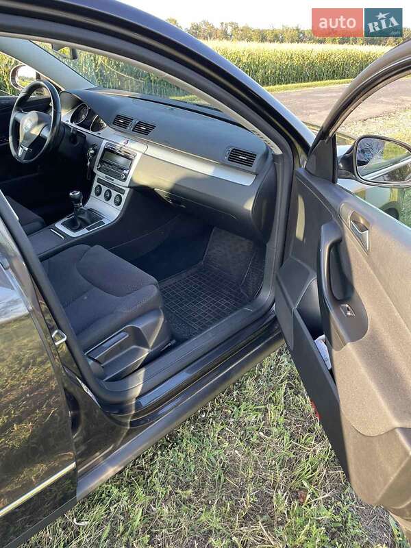 Седан Volkswagen Passat 2009 в Полтаве