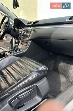 Универсал Volkswagen Passat 2011 в 