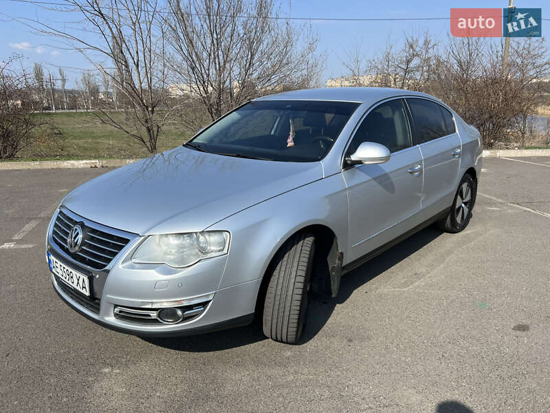 Седан Volkswagen Passat 2010 в 