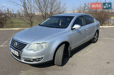 Седан Volkswagen Passat 2010 в 