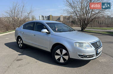 Седан Volkswagen Passat 2010 в 