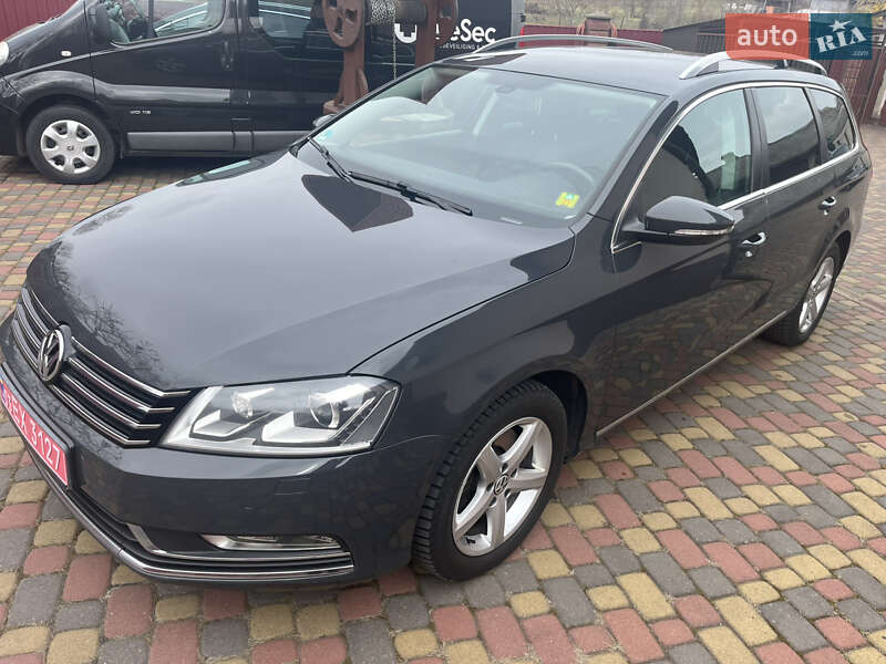 Универсал Volkswagen Passat 2014 в Ровно