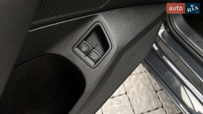 Універсал Volkswagen Passat 2020 в Львові