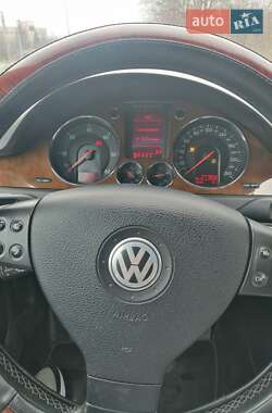 Универсал Volkswagen Passat 2005 в 
