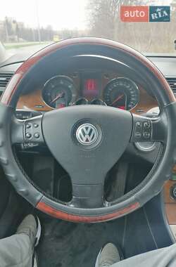 Универсал Volkswagen Passat 2005 в 