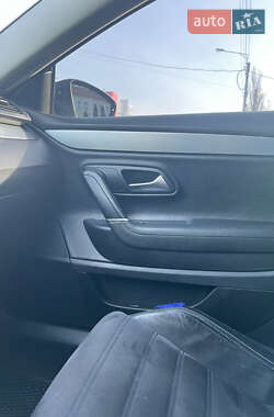 Седан Volkswagen Passat 2010 в 