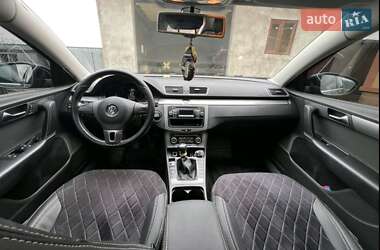 Седан Volkswagen Passat 2011 в 