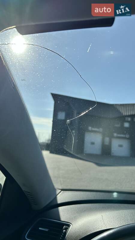 Универсал Volkswagen Passat 2013 в Киеве