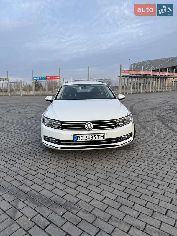Универсал Volkswagen Passat 2018 в Львове