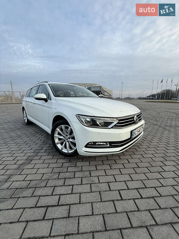 Универсал Volkswagen Passat 2018 в Львове