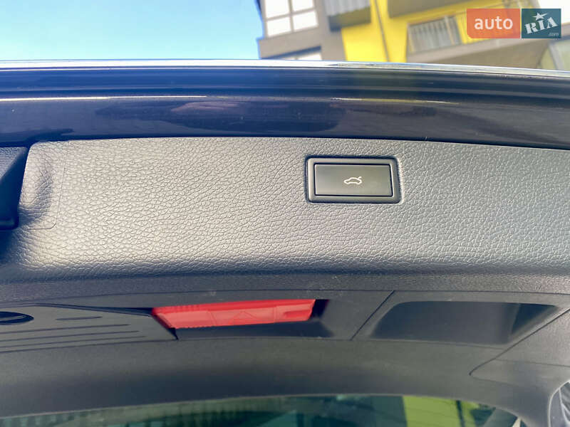 Универсал Volkswagen Passat 2010 в Луцке