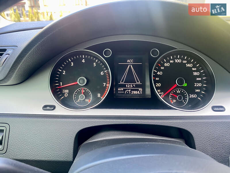 Универсал Volkswagen Passat 2010 в Луцке