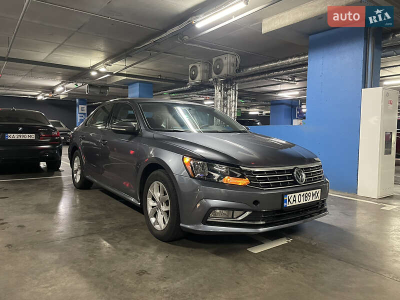 Седан Volkswagen Passat 2018 в 