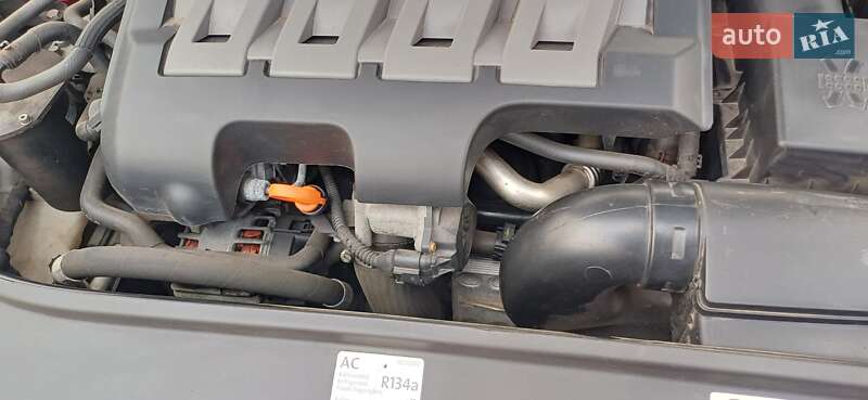 Универсал Volkswagen Passat 2011 в Кролевце