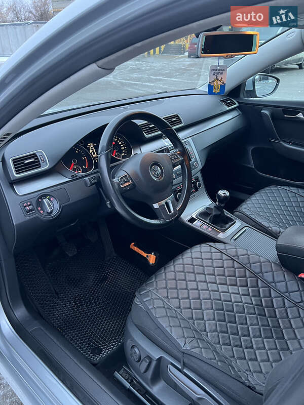 Универсал Volkswagen Passat 2011 в Днепре
