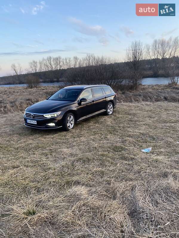 Универсал Volkswagen Passat 2019 в Умани
