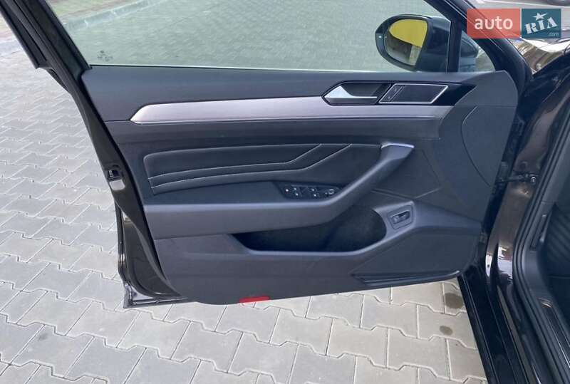 Универсал Volkswagen Passat 2019 в Умани