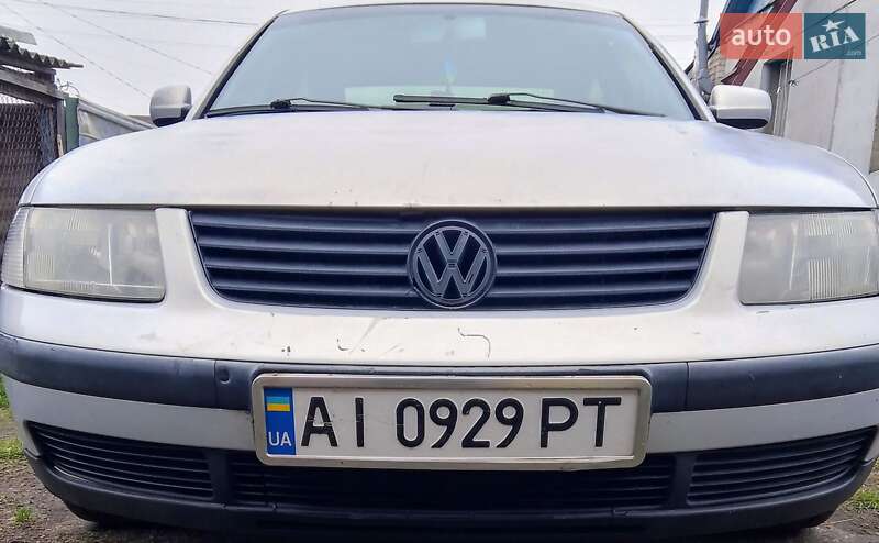 Седан Volkswagen Passat 1997 в Києві