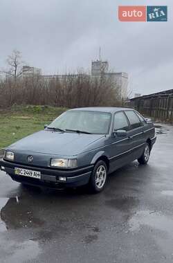 Седан Volkswagen Passat 1988 в 