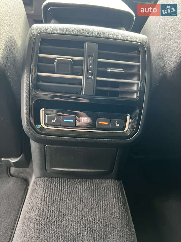 Седан Volkswagen Passat 2018 в Мукачево