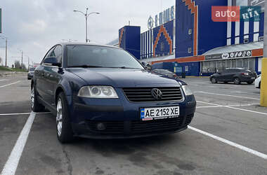 Седан Volkswagen Passat 2004 в 