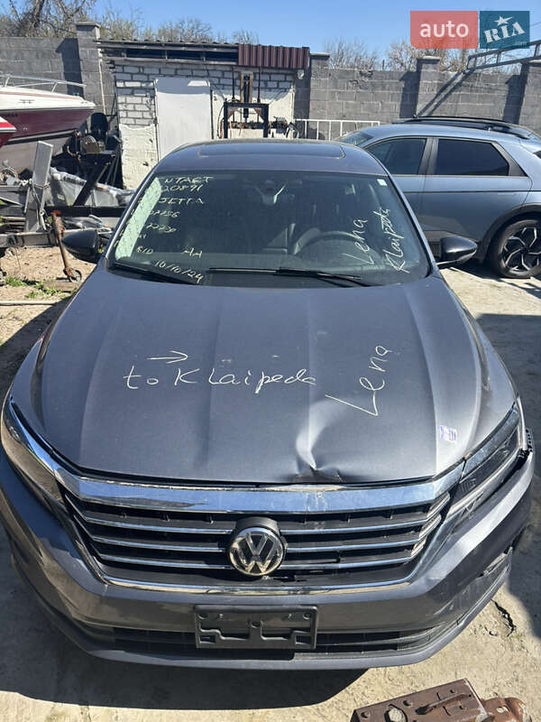 Седан Volkswagen Passat 2022 в 