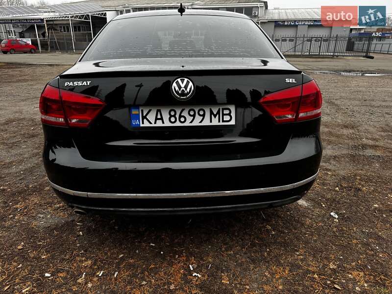 Седан Volkswagen Passat 2012 в Киеве