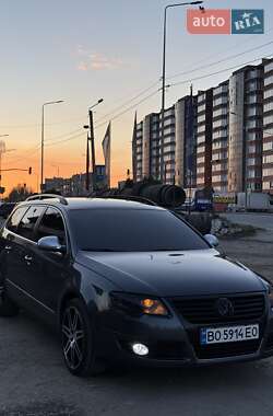 Универсал Volkswagen Passat 2010 в 