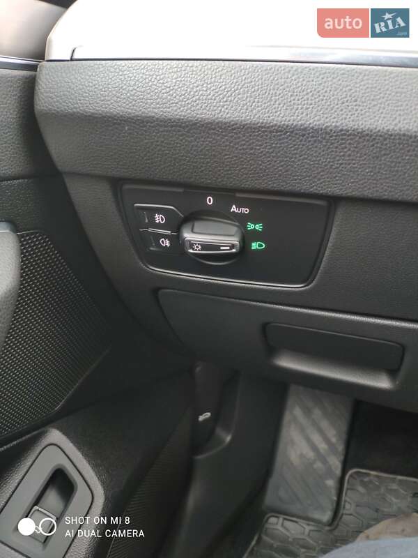 Седан Volkswagen Passat 2021 в Шепетовке