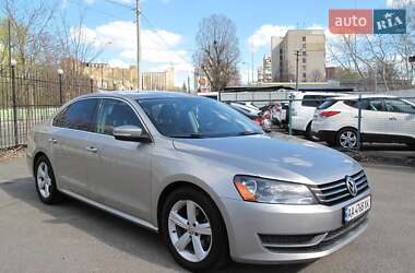 Седан Volkswagen Passat 2012 в 