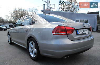 Седан Volkswagen Passat 2012 в 