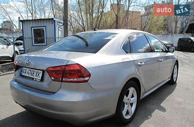 Седан Volkswagen Passat 2012 в 