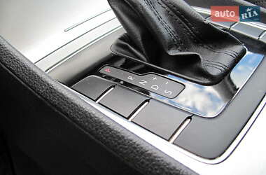Седан Volkswagen Passat 2012 в 