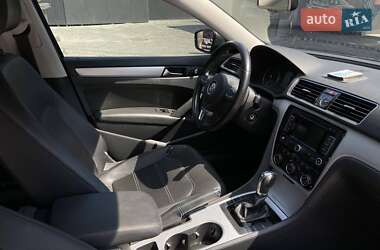 Седан Volkswagen Passat 2013 в 