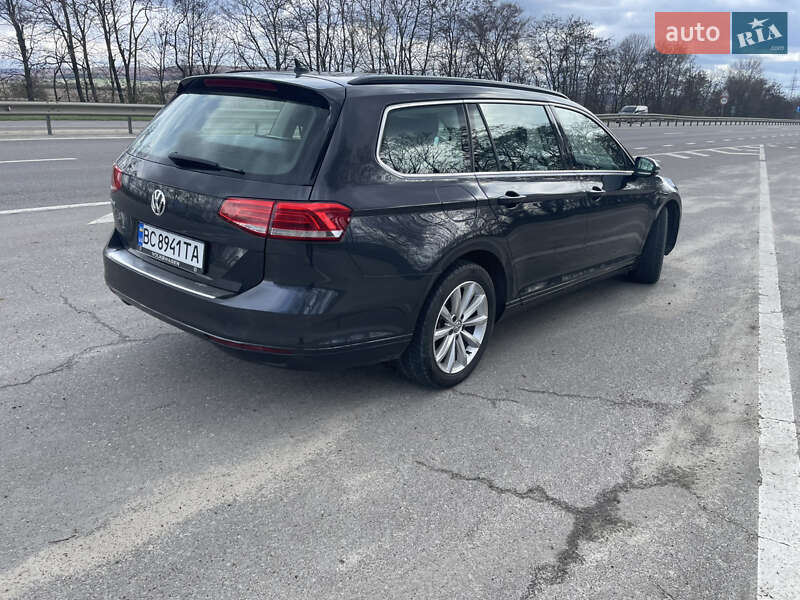 Універсал Volkswagen Passat 2018 в Львові