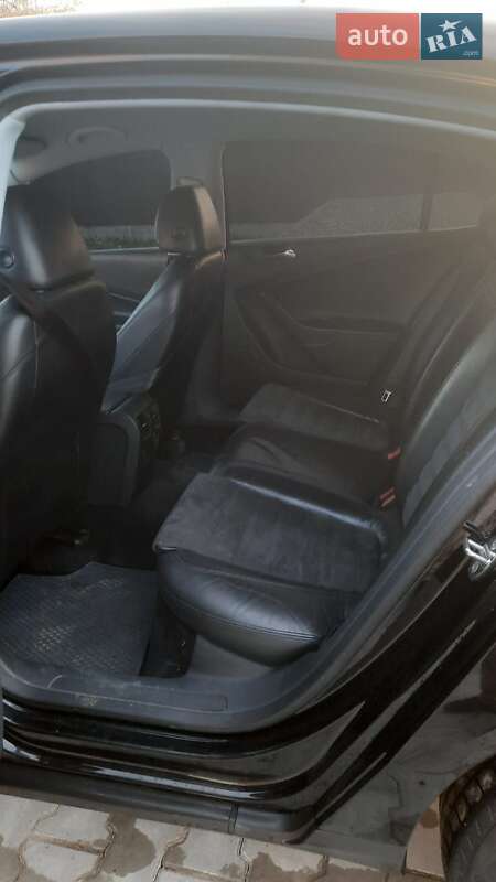 Седан Volkswagen Passat 2009 в Вижниці