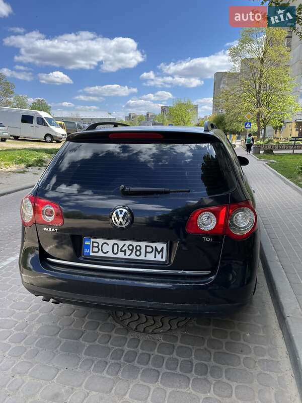 Универсал Volkswagen Passat 2005 в Новояворовске фото 2 Универсал Volkswagen Passat 2005 в Новояворовске