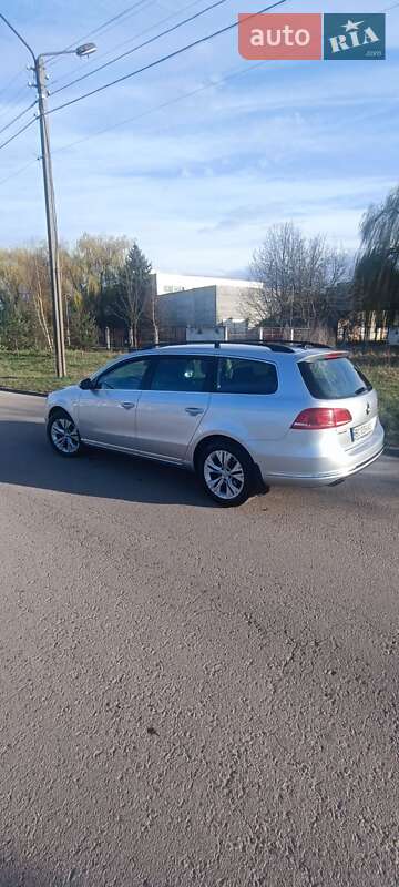 Универсал Volkswagen Passat 2013 в Львове фото 11 Универсал Volkswagen Passat 2013 в Львове