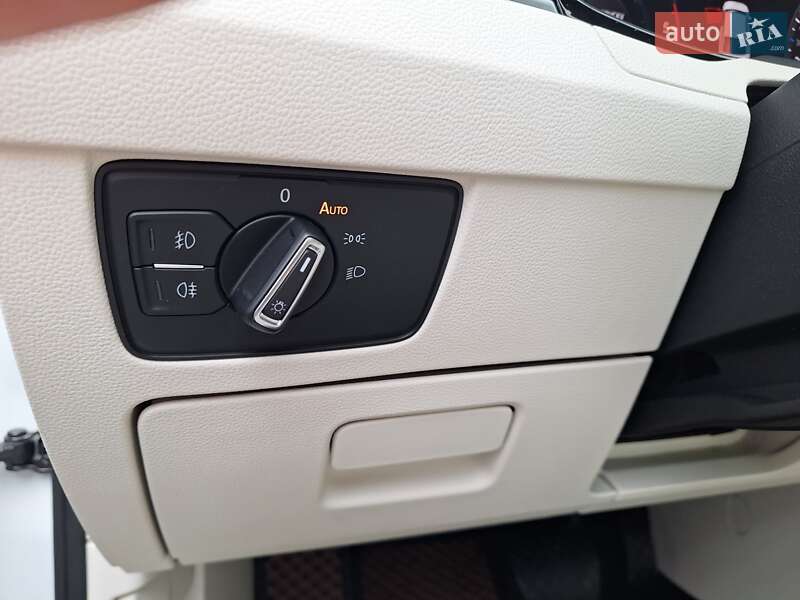 Седан Volkswagen Passat 2017 в Киеве